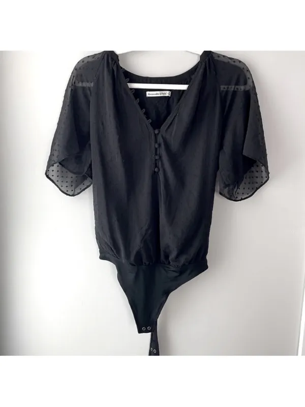 $59 Abercrombie and Fitch Black Flutter Sleeve Swiss Dot Button Bodysuit XS - Image 3