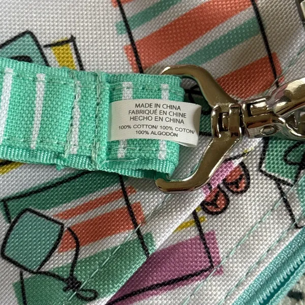 Thirty-One Colorful Beach Summer Patterned Zipper Bag Pouch with Keychain - Image 5