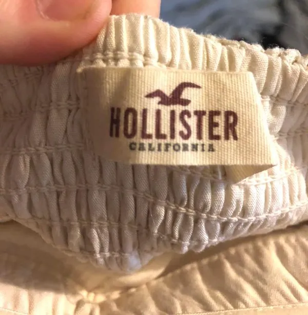 Hollister Off White Lace Strapless dress - Image 3