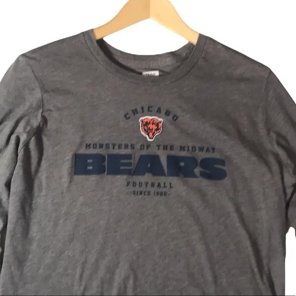 NFL Women's Gray Graphic Monsters of the‎ Midway Chicago Bears Long Sleeve Top - Image 2