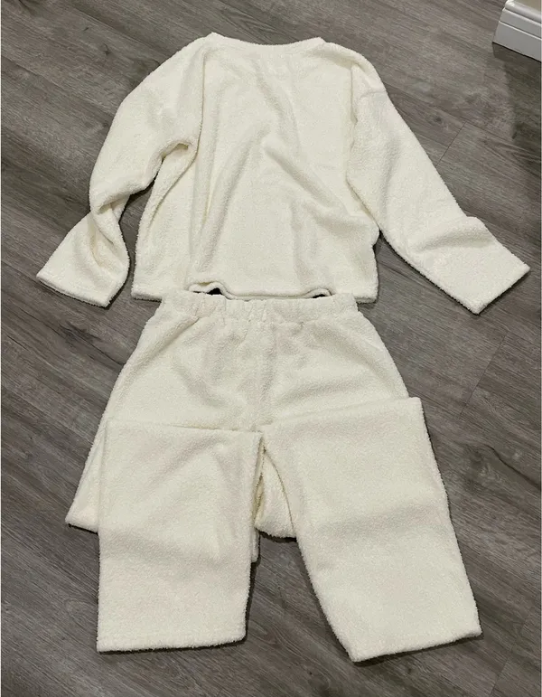 Fuzzy Fleece 2pc Matching Lounge Set Size M - Image 3