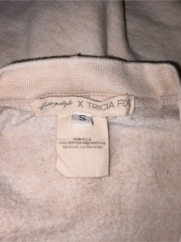 Free People Tricia Fix Fruit Crew Size Small Sand Cherry Combo NWOT - Image 7