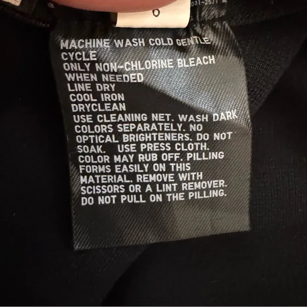 UNIQLO black elastic waist ponte pants, size M - Image 11