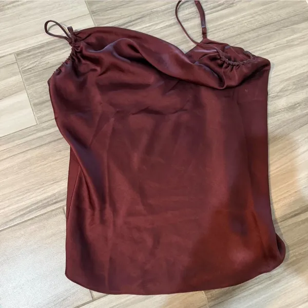 Aritzia Wilfred Allusion Burgundy Wine Satin Draped Front Top Small - Image 4