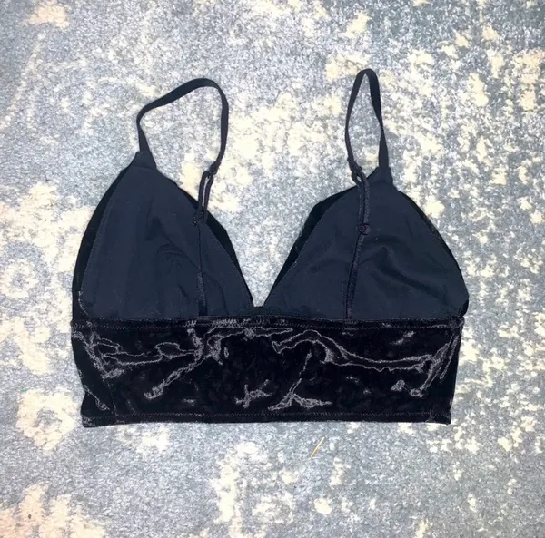 Velvet Bralette Black Size M - Image 2