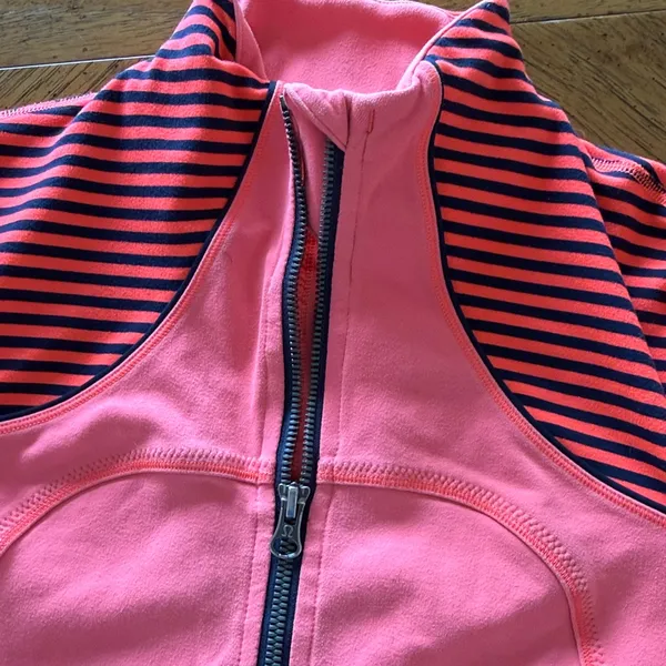 Y2K Lululemon Define Jacket - Image 5