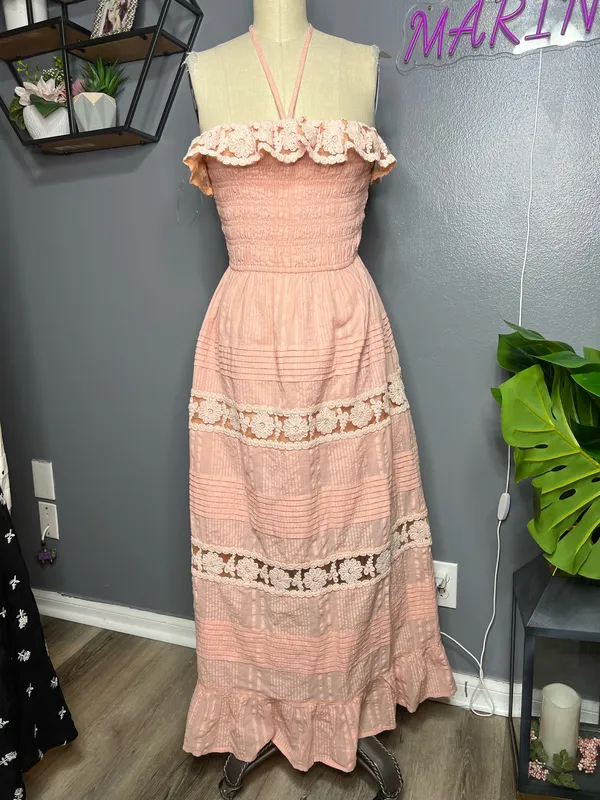 Boho Pink 100% Cotton Crochet Crochet Lace Smocked Halter Maxi Dress - Size S Pink Cotton Crochet Lace Inset Smocked Halter Maxi Dress Size Small - Image 2