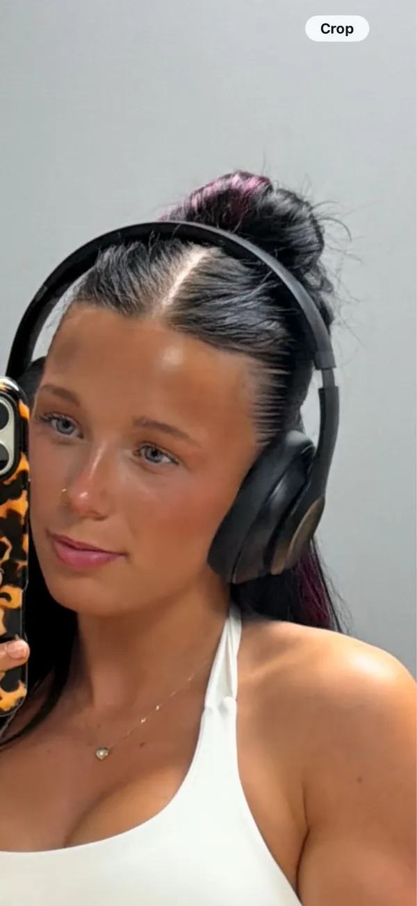 Beats Studio Pro Headphones - Image 3