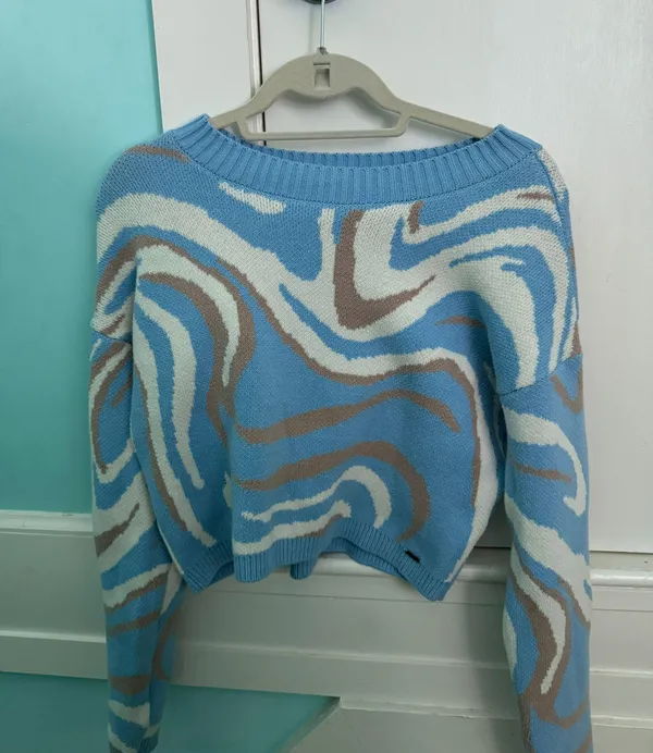 blue patterned sweater - Image 2