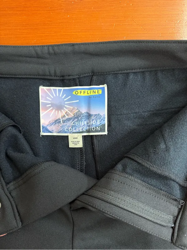 OFFLINE By Aerie Black Chillside Stirrup Fleece Lined Ski Pants Sz Medium 🍄 - Image 6
