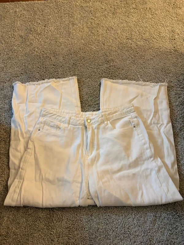 Shein Wide Leg White Jeans - Image 2