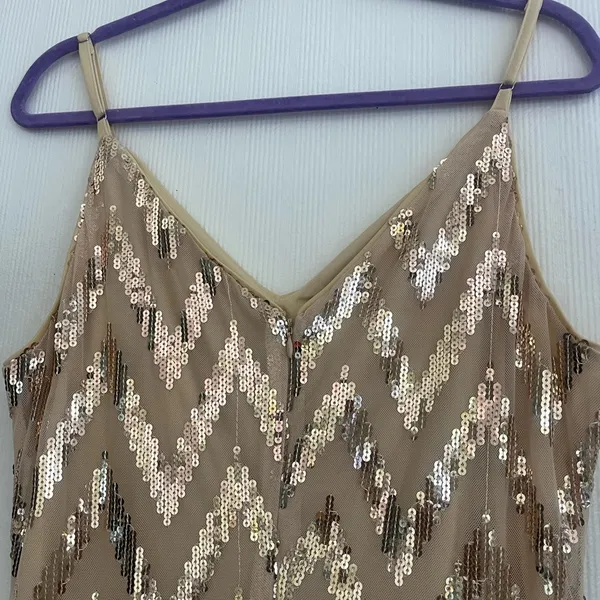 SHEIN Gold and Cream Sequin Midi Dress - Image 4