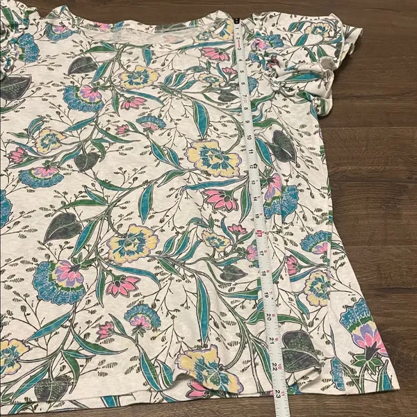 Women’s LOFT White Ruffle Sleeve Casual Top w/ Floral Print, Size Medium - Image 4