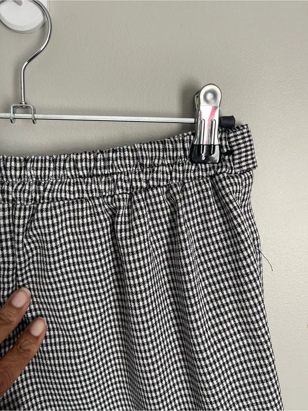 SIENNA SKY Gingham Plaid Tie-Waist Shorts Sz M - Image 4