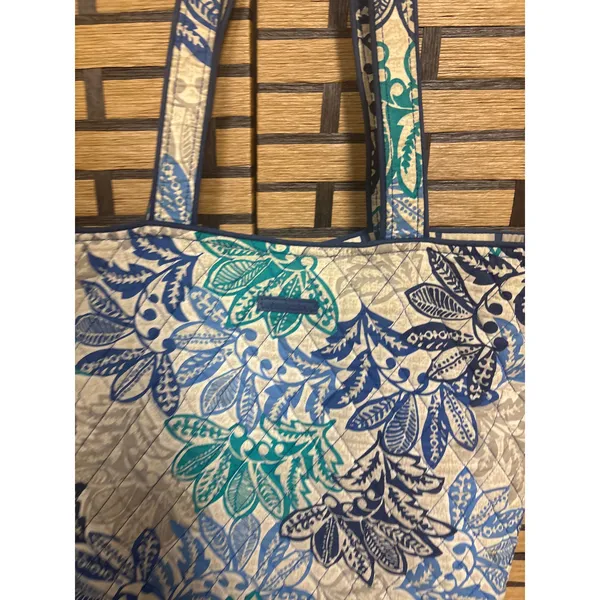 Vera Bradley Tote‎ Bag - Image 3