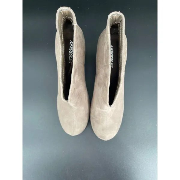 Aerosoles Winterstrole Taupe Faux Suede V-Cut Ankle Boots Shooties Size 7.5 M - Image 4