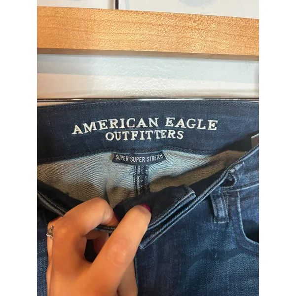 American Eagle dark wash Super Super Stretch Jegging jeans - Image 4