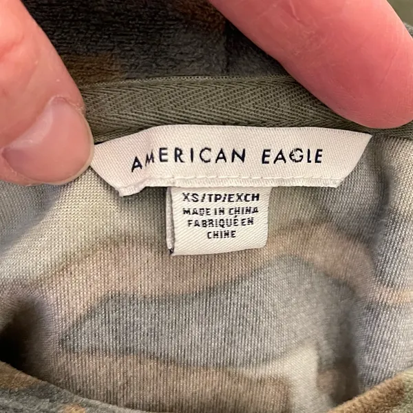 American Eagle Cozy Ever After Camouflage Velour Hoodie Sweatshirt XS - Image 8