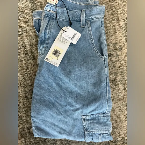 Free People Levis Cargo Jeans Sz 28 - Image 8