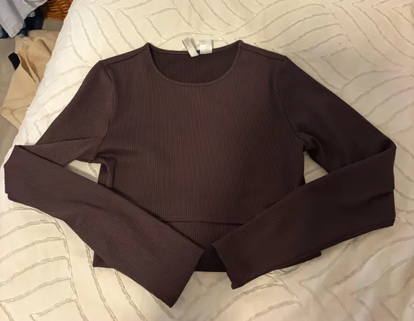 Brown Long Sleeve Workout Top - Image 4