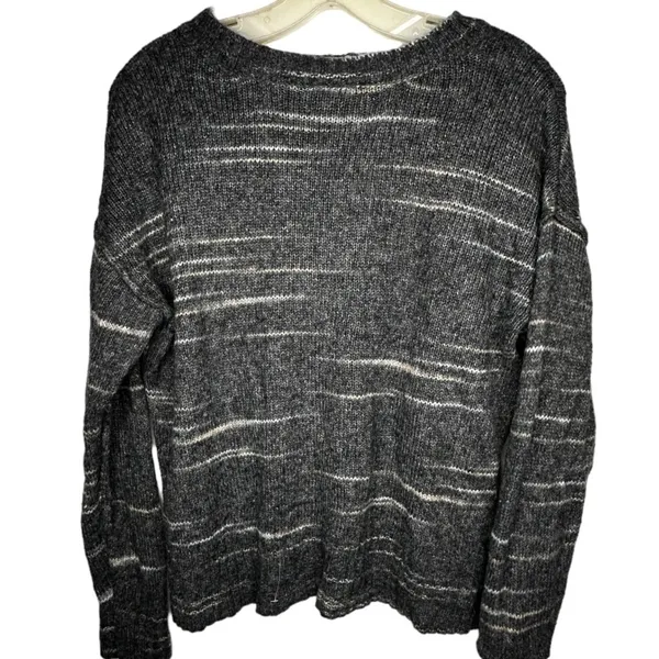 ANA Sweater - Image 3