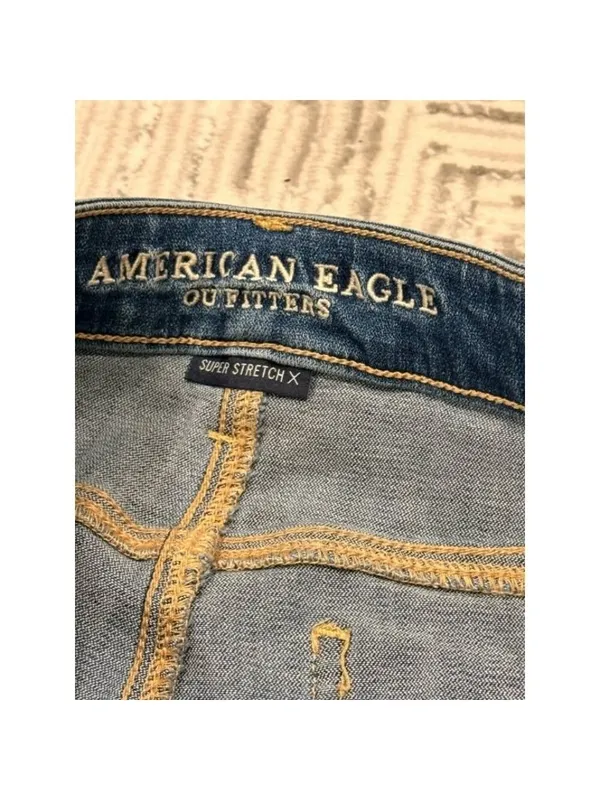 American Eagle Outfitters women's size 4 blue distressed Hi-Rise Jegging Jeans - Image 2