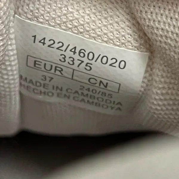 Bershka Retro velvet trainers - Image 7