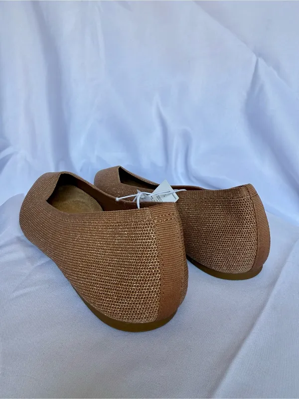 Old Navy Soft Knit Pointed Toe Ballet Flats in Cocoa Fawn Size 11 - Image 3