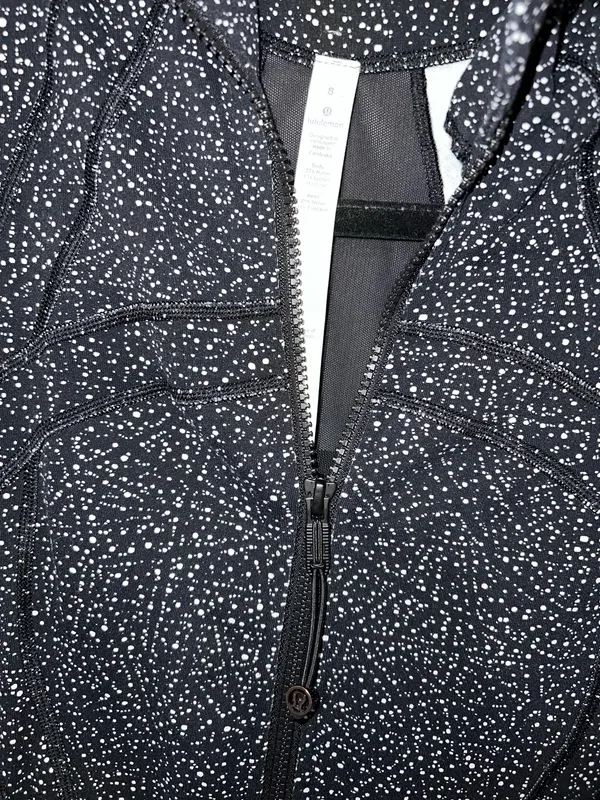 Lululemon Full-Zip Jacket - Image 2