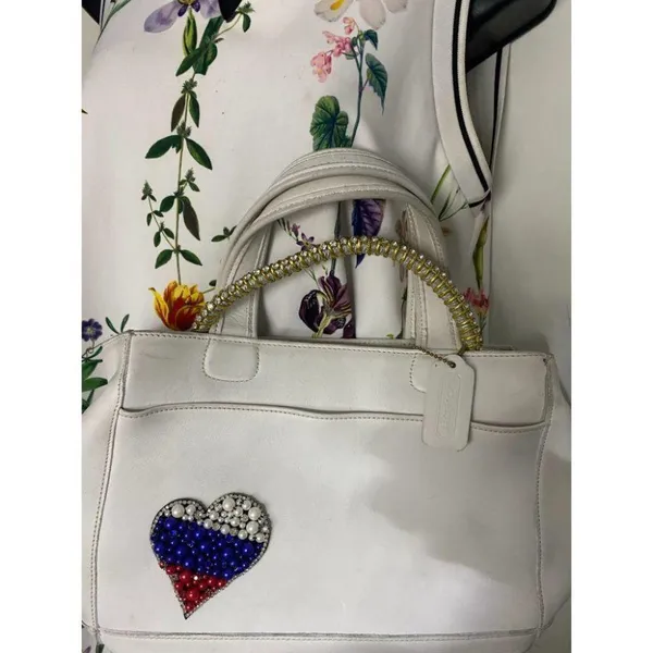 Coach Handbag White Customized with Applique - Image 8