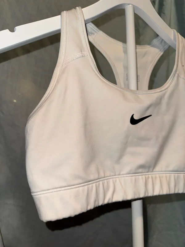 Nike Sports Bra Dri-Fit - Image 5