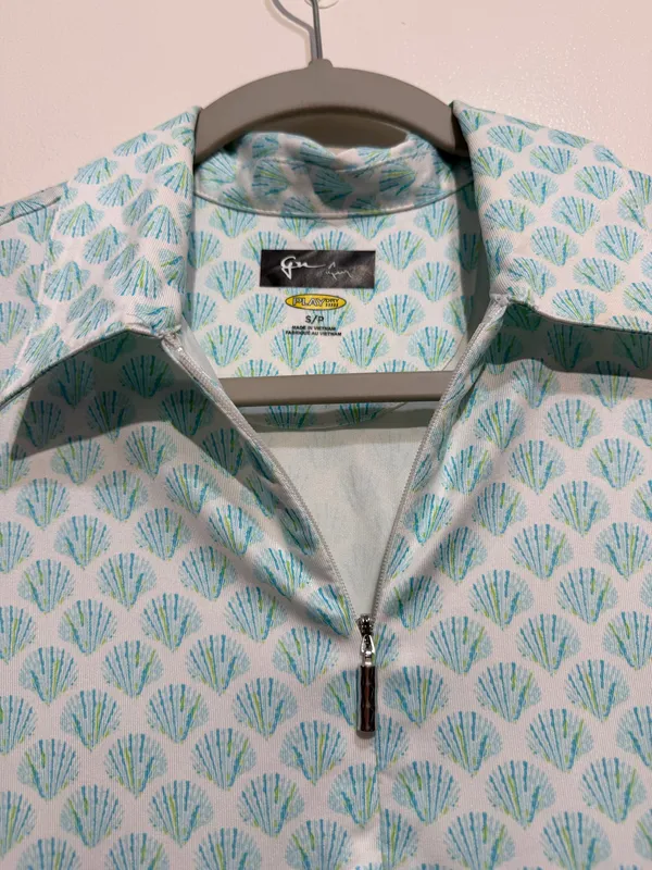 Greg Norman Play Dry Women’s Golf Polo Top Blue Green Shell Print Size Small - Image 4