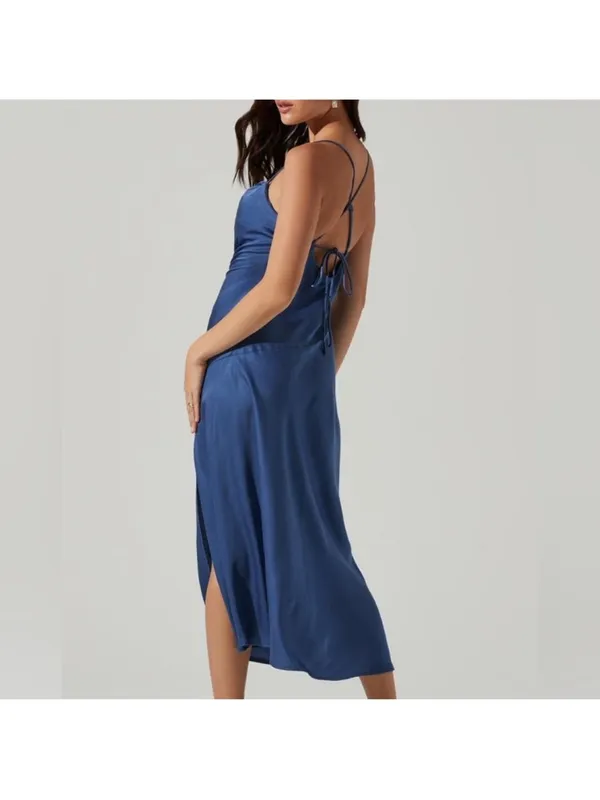 ASTR the label Gaia Slip Dress in blue size M - Image 4