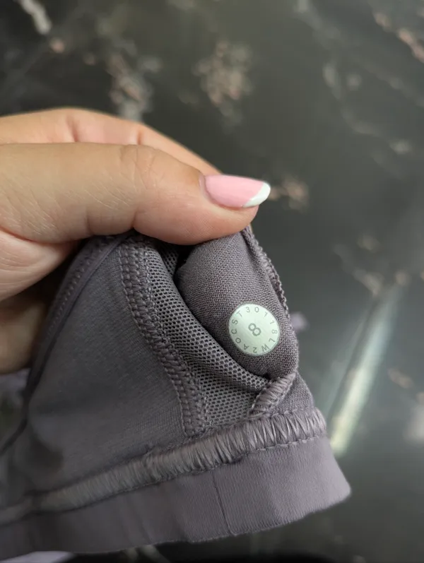 Lululemon Athletica Lilac Anew Bra Size 8 - Image 5