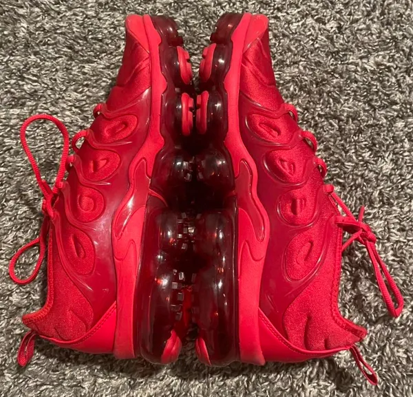 Red Nike Vapormax Shoes - Image 4