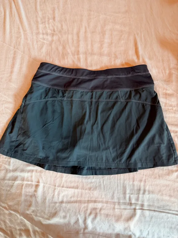Athleta Tennis Skirt Built-In Shorts Running Bike Black Small Grey - Image 2