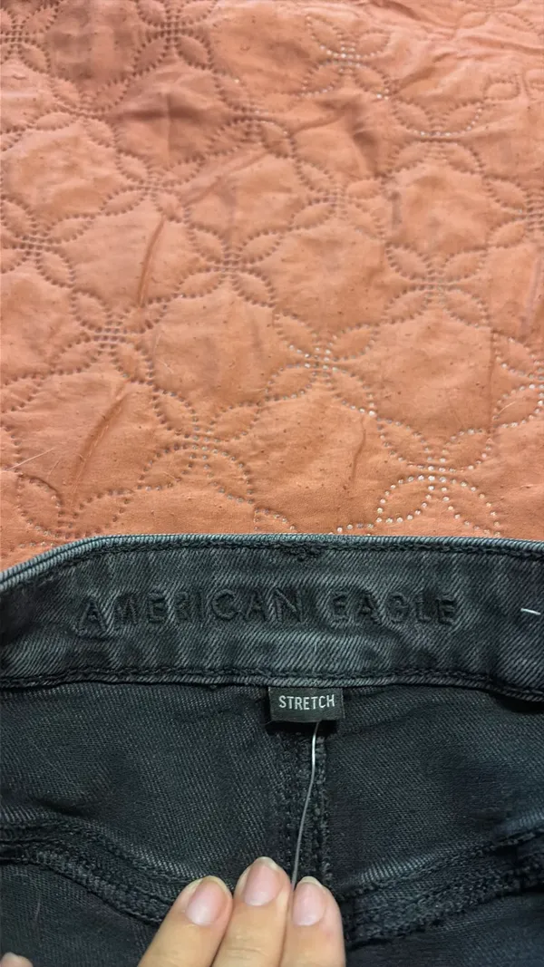 Black Denim Shorts American Eagle High-Rise - Image 2