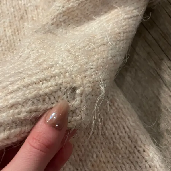 Free People Women's oversized Cream Sweater - Image 3