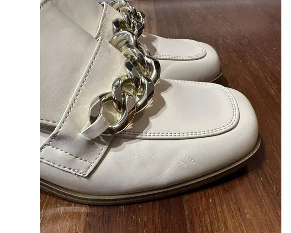 NINE WEST Loafer Chunky Heeled Chain Accent Off-White Shoes Women’s 9M Academia - Image 4