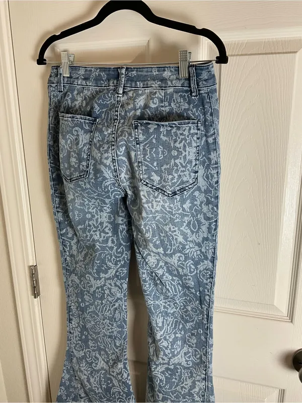 Free People We The Free Dream Lover Printed Flare Jeans – Size 29 - Image 7