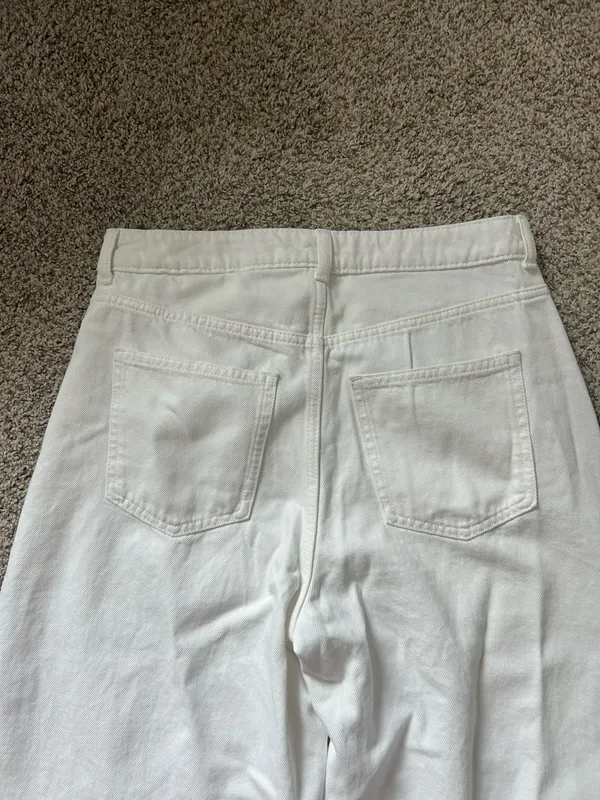 Women’s white wide leg belted jeans H&M - Image 10
