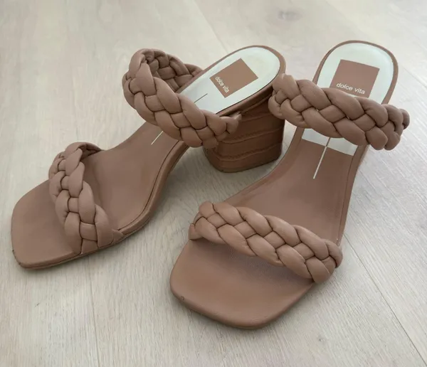 DV by Dolce Vita Block Heels - Image 3