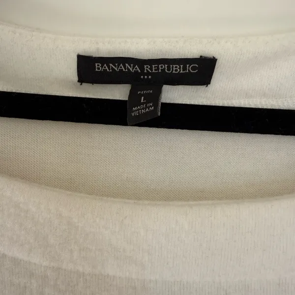 Banana Republic Sweater Top - Image 3