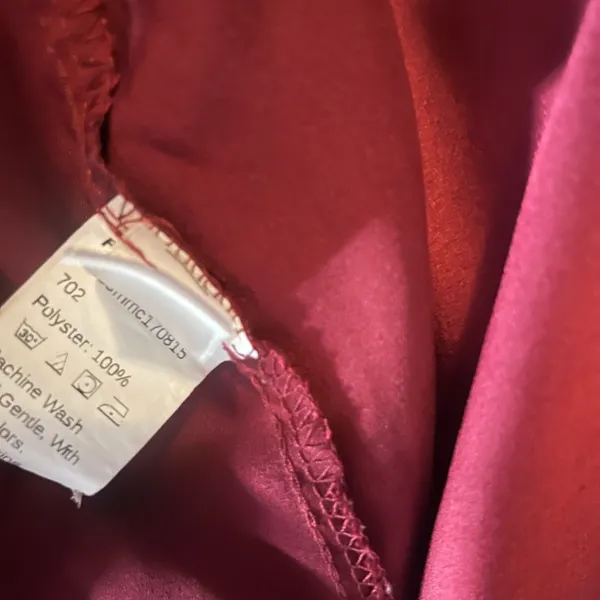 Elegant Burgundy Maxi Dress - Image 8