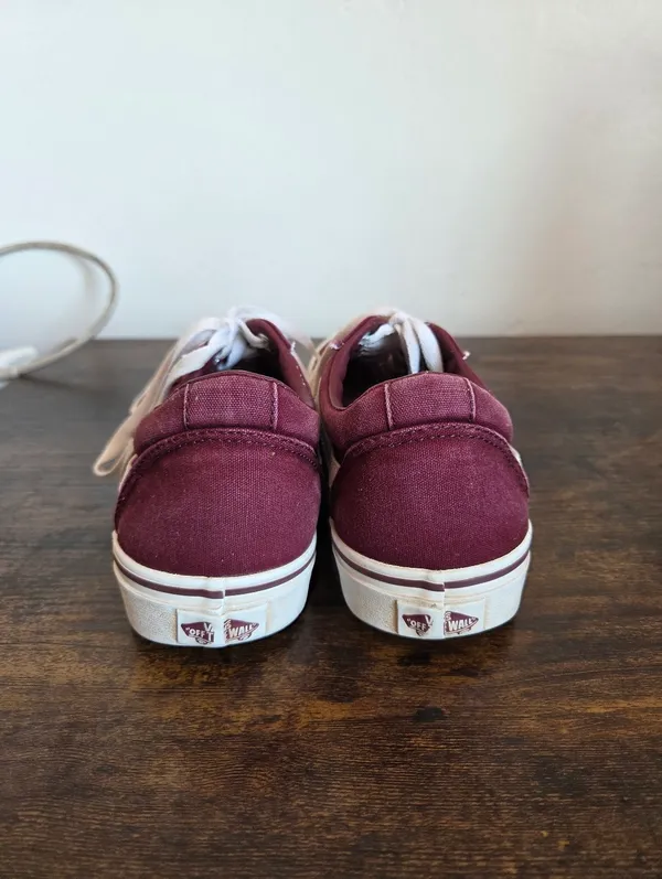 Vans Ward Low Top Sneakers Burgundy Maroon Skater Grunge Casual Comfy Women 8.5 - Image 4