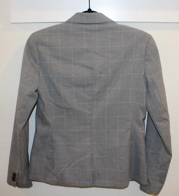 Banana Republic Suit - Image 5