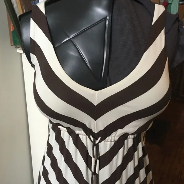 Tommy Bahama striped v-neck maxi dress - Image 4