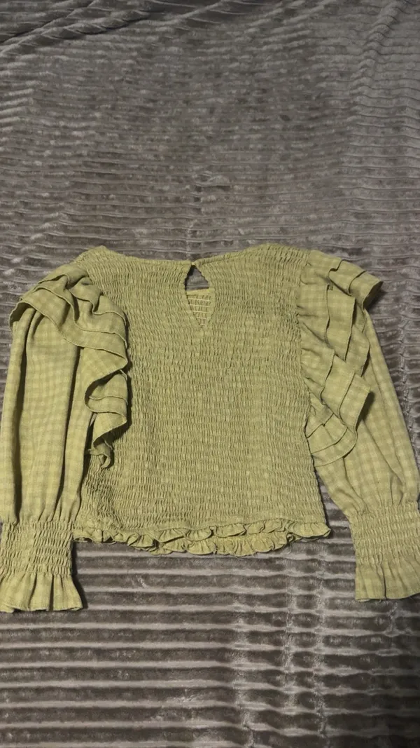 green boutique Top - Image 2