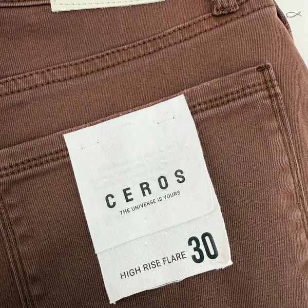 Ceros Jeans Womens SZ 30 NWT Phoenix High Rise Flare Distressed Mocha Denim Crop - Image 5