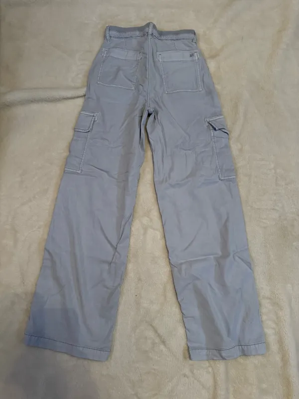 American Eagle Cargo Pants - Image 2